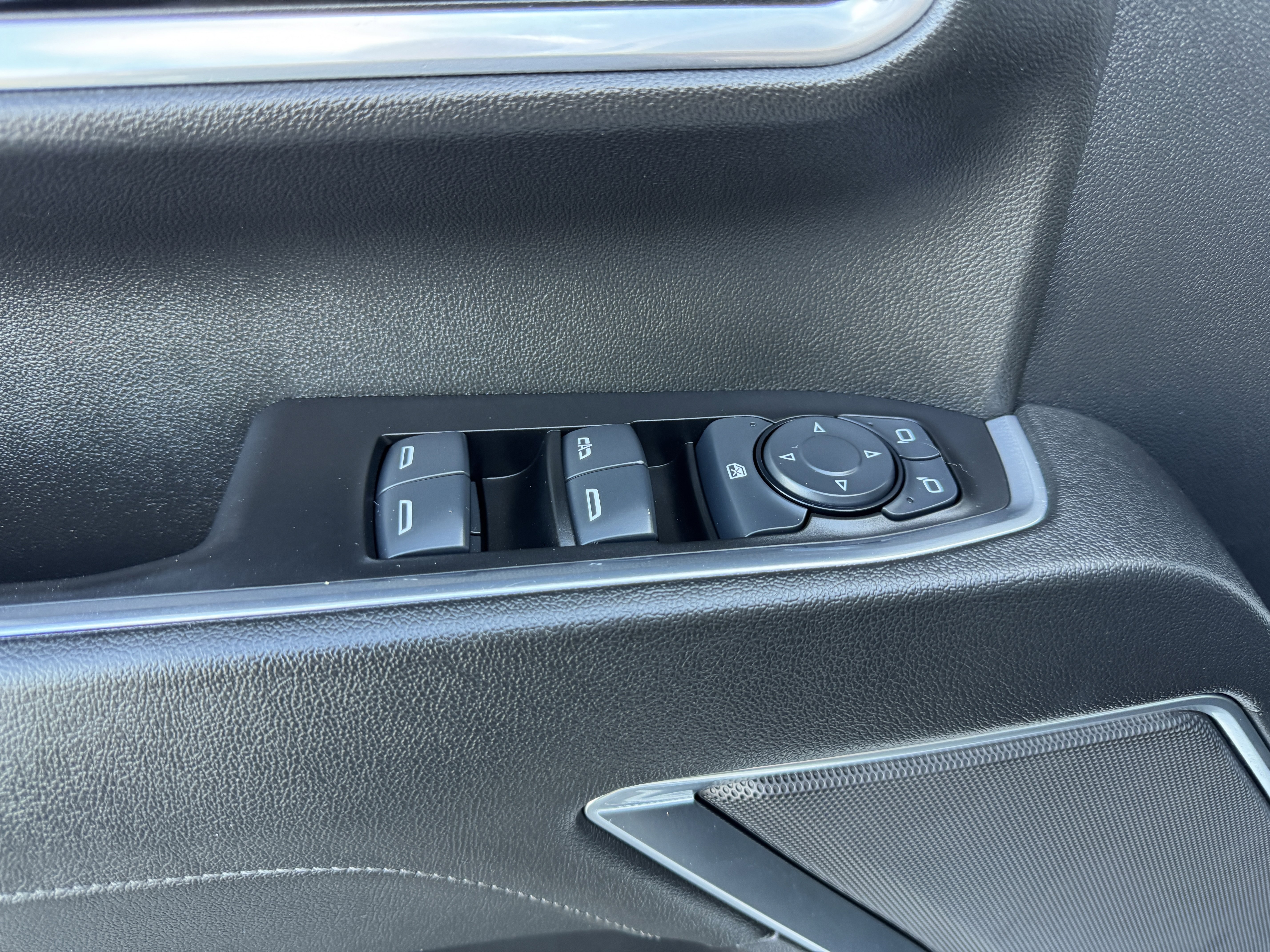 Certified 2024 Chevrolet Silverado 3500 LT image 11