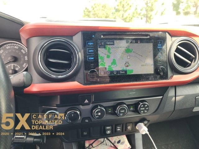 Used 2019 Toyota Tacoma TRD Sport image 27