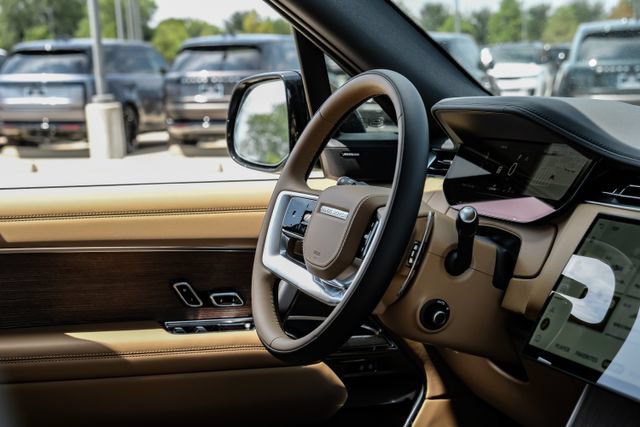 New 2026 Land Rover Range Rover SE AWD/4WD image 16