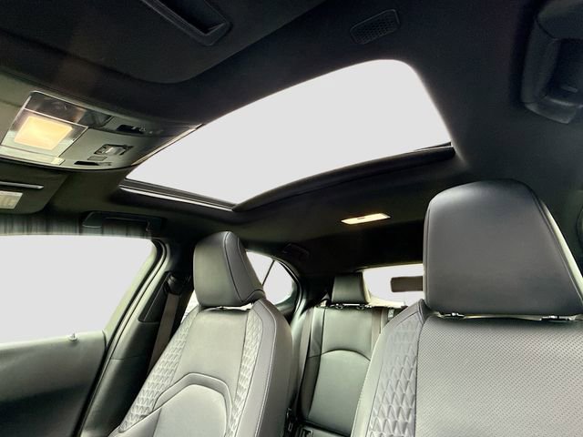Used 2019 Lexus UX 200 w/ Premium Package image 23