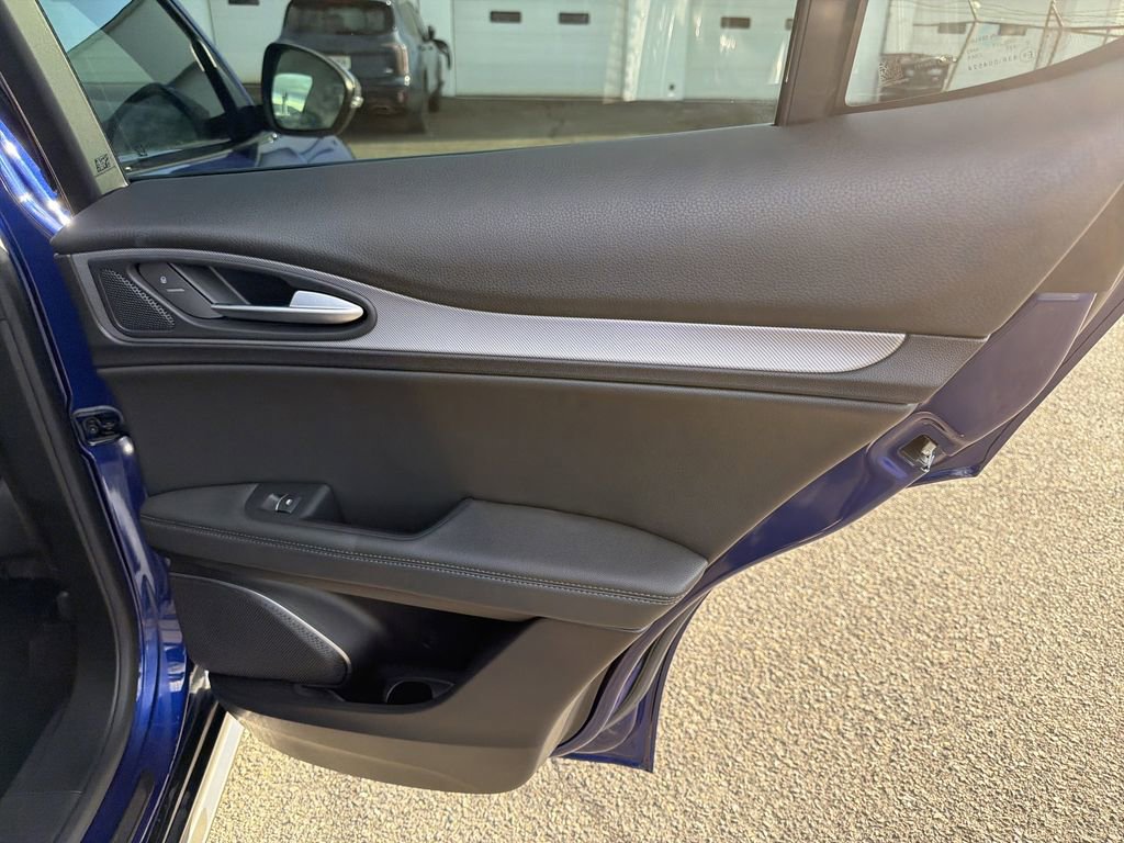 Used 2021 Alfa Romeo Stelvio Ti Sport image 16