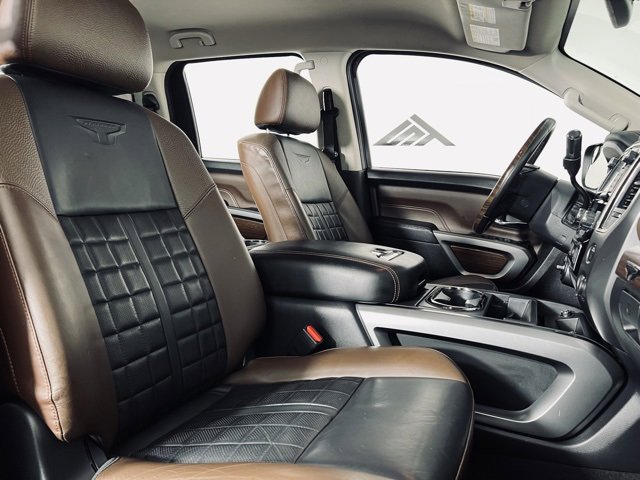 Used 2019 Nissan Titan Platinum Reserve w/ Platinum Utility Package image 18