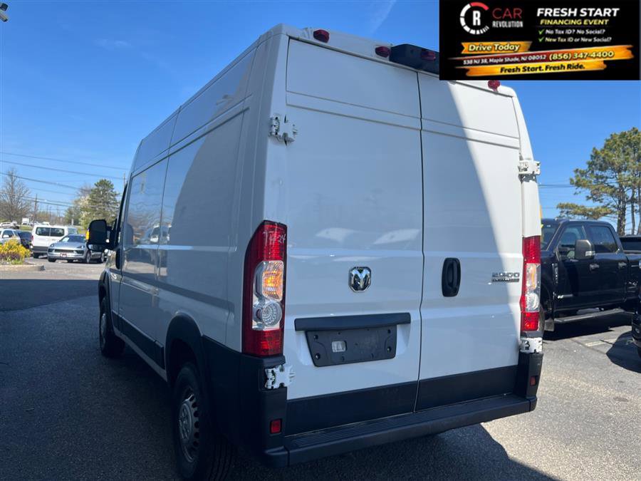 Used 2024 RAM ProMaster 2500 w/ Convenience Group image 4