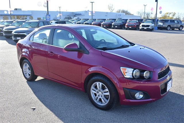 Certified 2014 Chevrolet Sonic LT w/ LT Promotional Package image 10