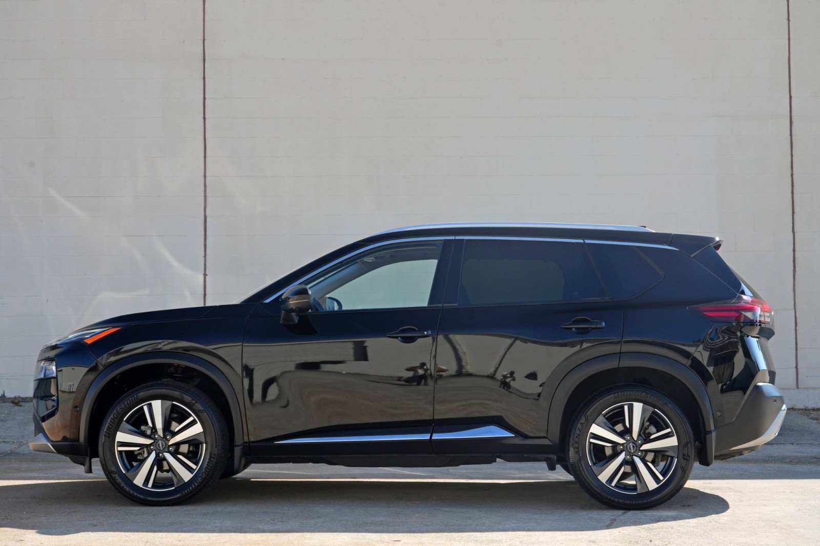 Used 2023 Nissan Rogue Platinum w/ Platinum Premium Package AWD/4WD image 8