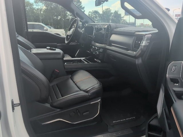 Used 2024 Ford F350 Platinum image 22