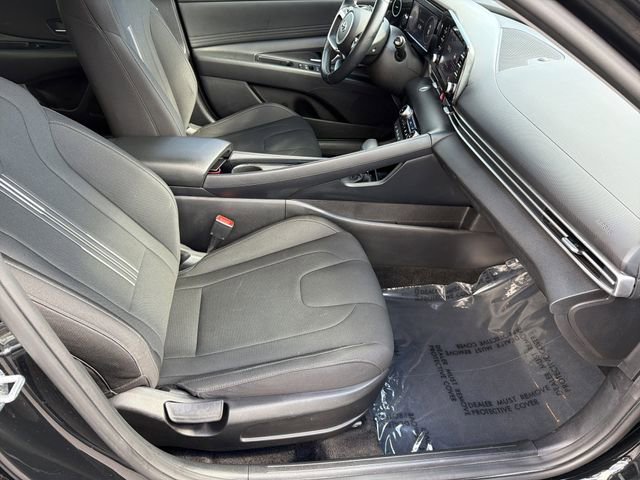 Used 2021 Hyundai Elantra SEL w/ Convenience Package image 13