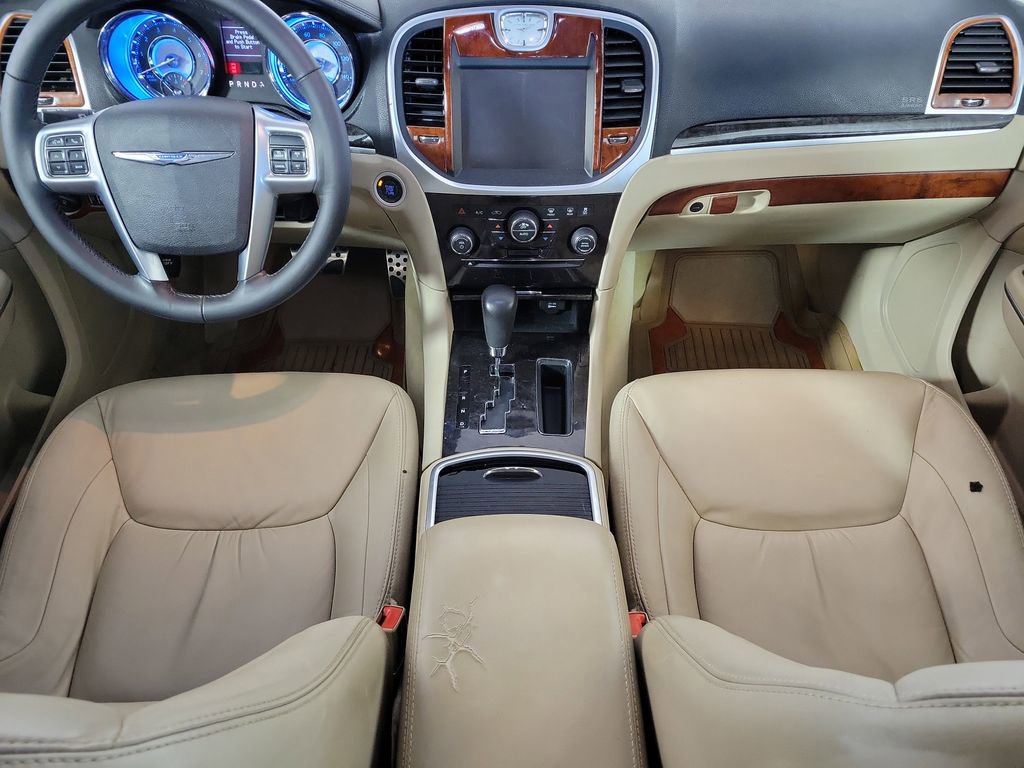 Used 2011 Chrysler 300 Limited RWD image 14