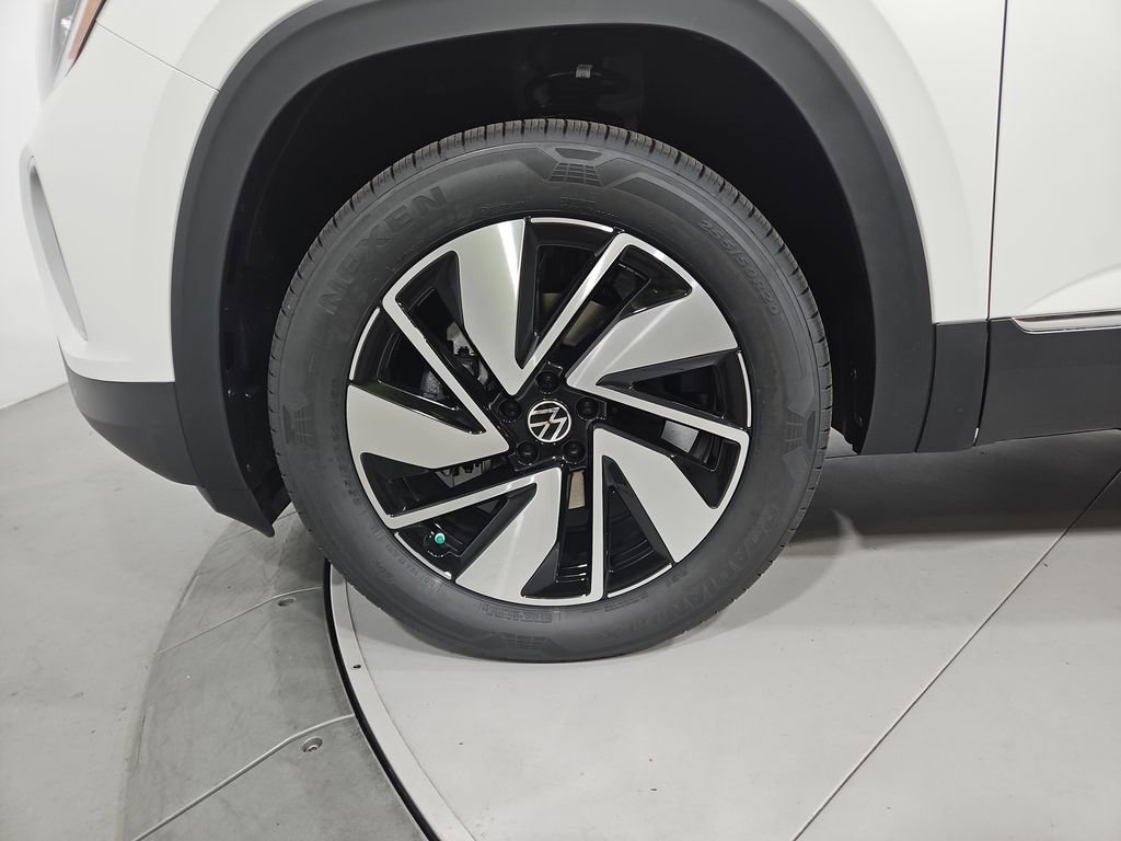 New 2026 Volkswagen Atlas SEL image 27