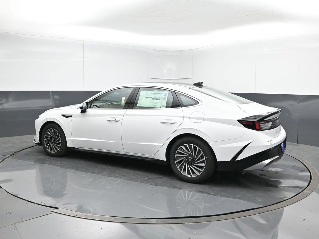 New 2026 Hyundai Sonata SEL FWD image 4