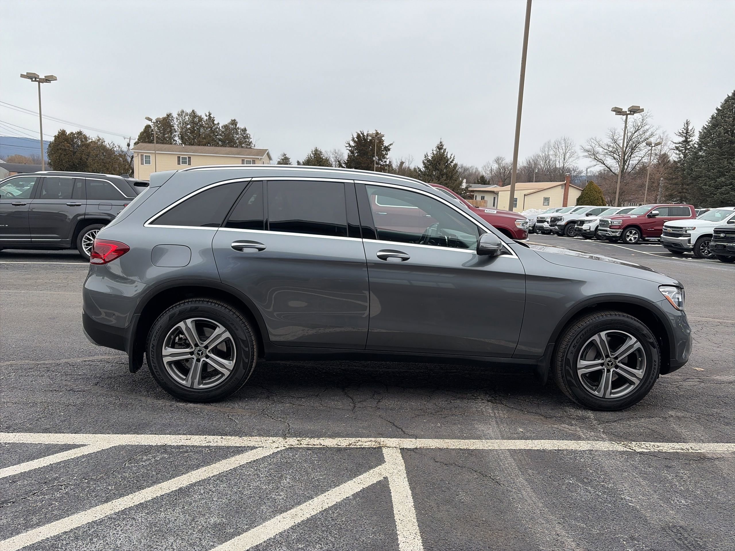 Used 2022 Mercedes-Benz GLC 300 4MATIC image 7