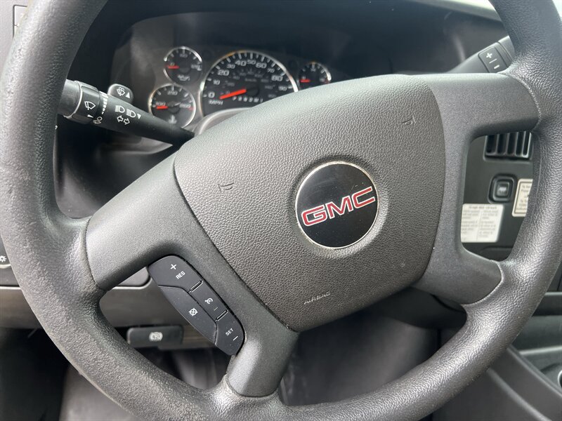 Used 2021 GMC Savana 3500 w/ Power Convenience Package RWD image 10