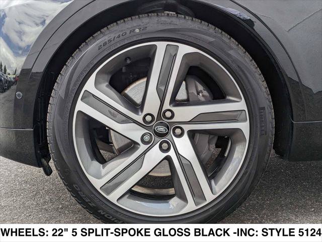Used 2023 Land Rover Discovery HSE R-Dynamic AWD/4WD image 9