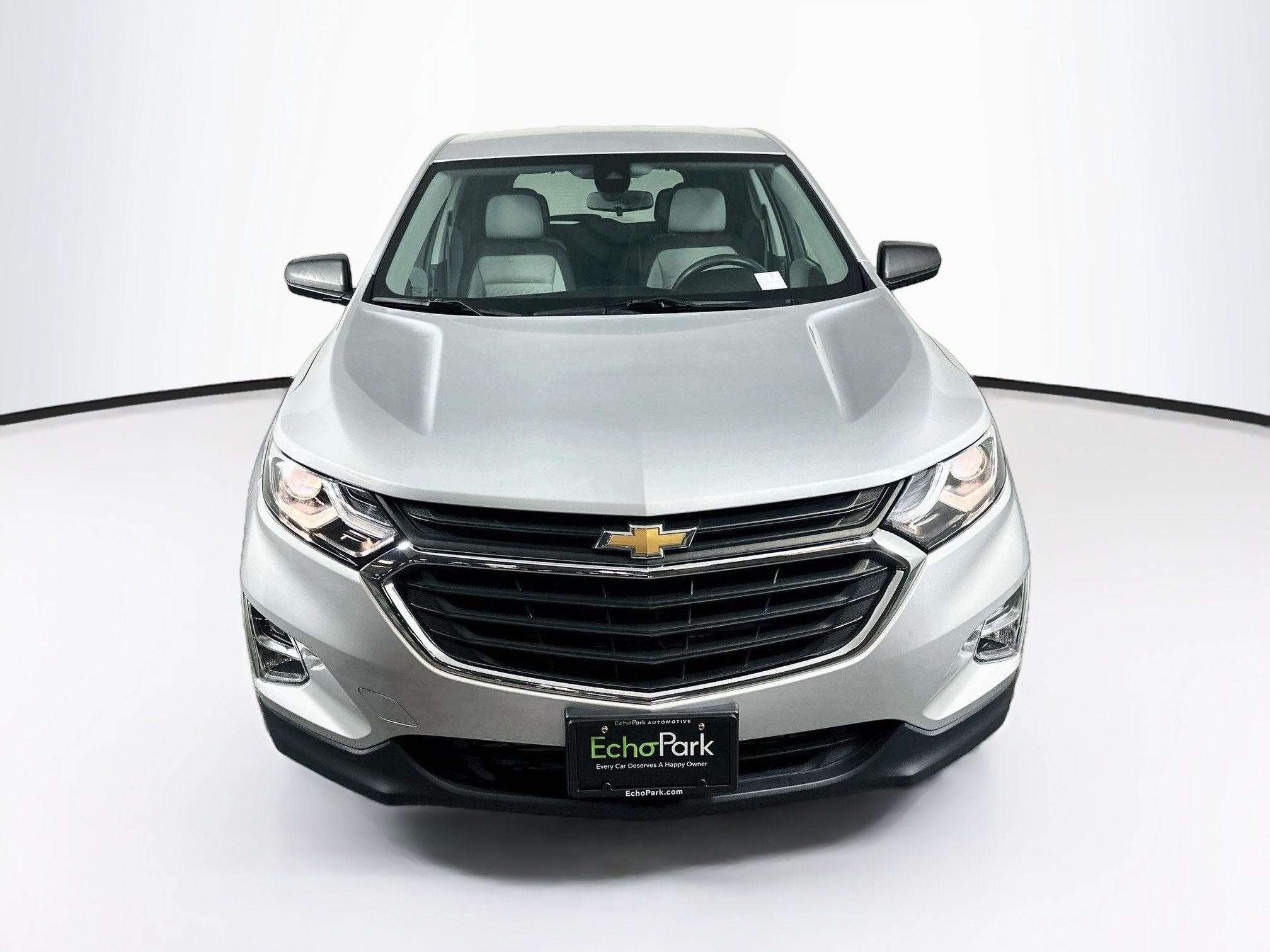 Used 2021 Chevrolet Equinox LS w/ LS Convenience Package FWD image 2