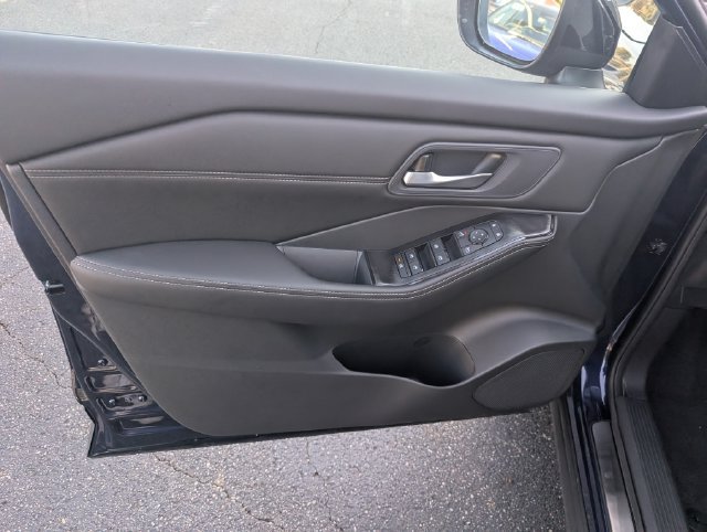 New 2026 Nissan Rogue Dark Armor AWD/4WD image 11