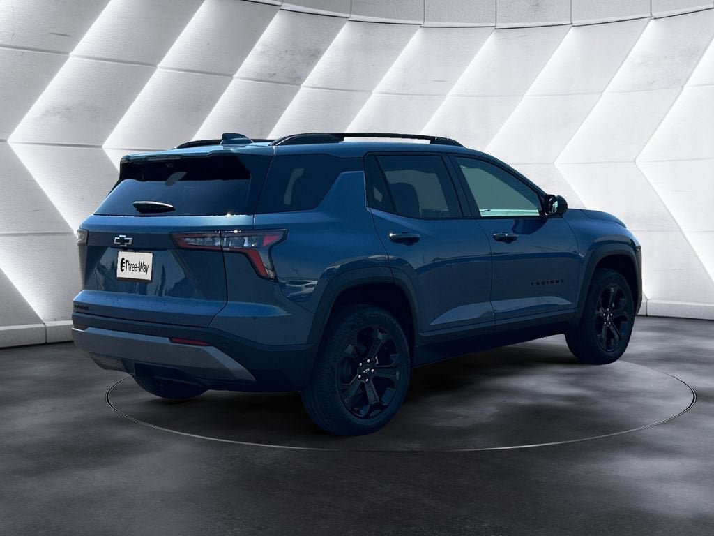 New 2026 Chevrolet Equinox LT w/ Midnight Edition FWD image 5