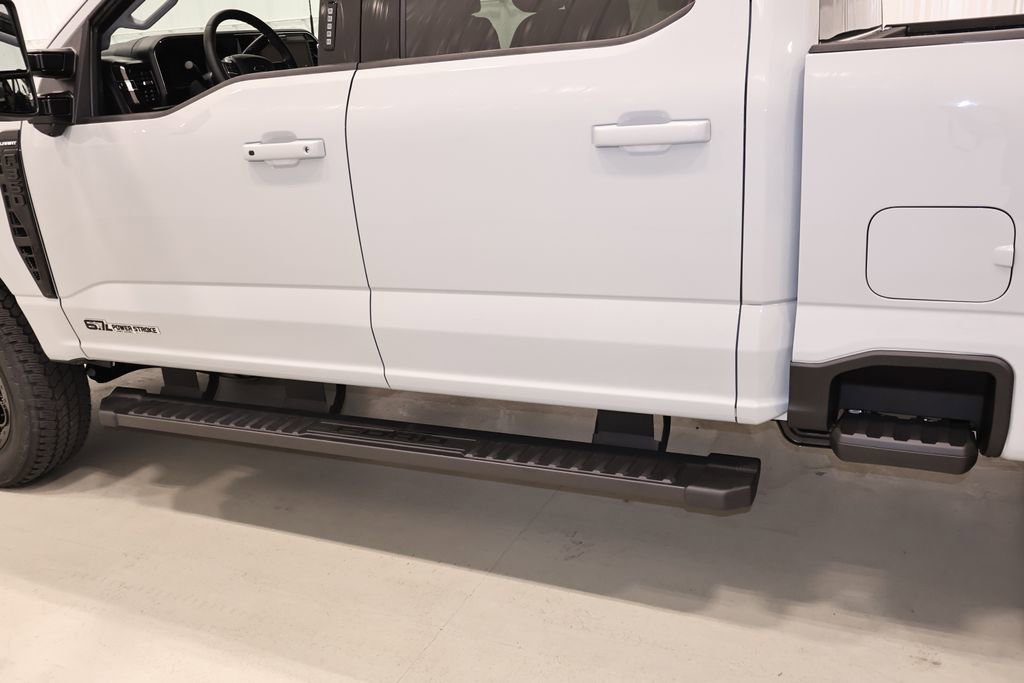 New 2026 Ford F350 Lariat w/ Black Appearance Package image 40