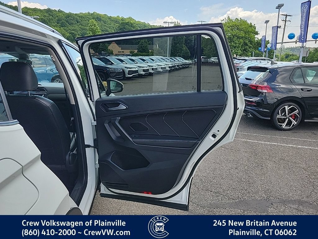 Certified 2022 Volkswagen Tiguan SE AWD/4WD image 45