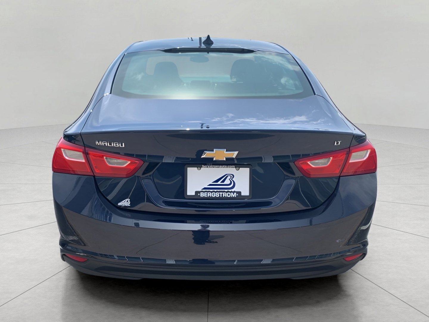 Used 2018 Chevrolet Malibu LT w/ LPO, Convenience Package 2 FWD image 7