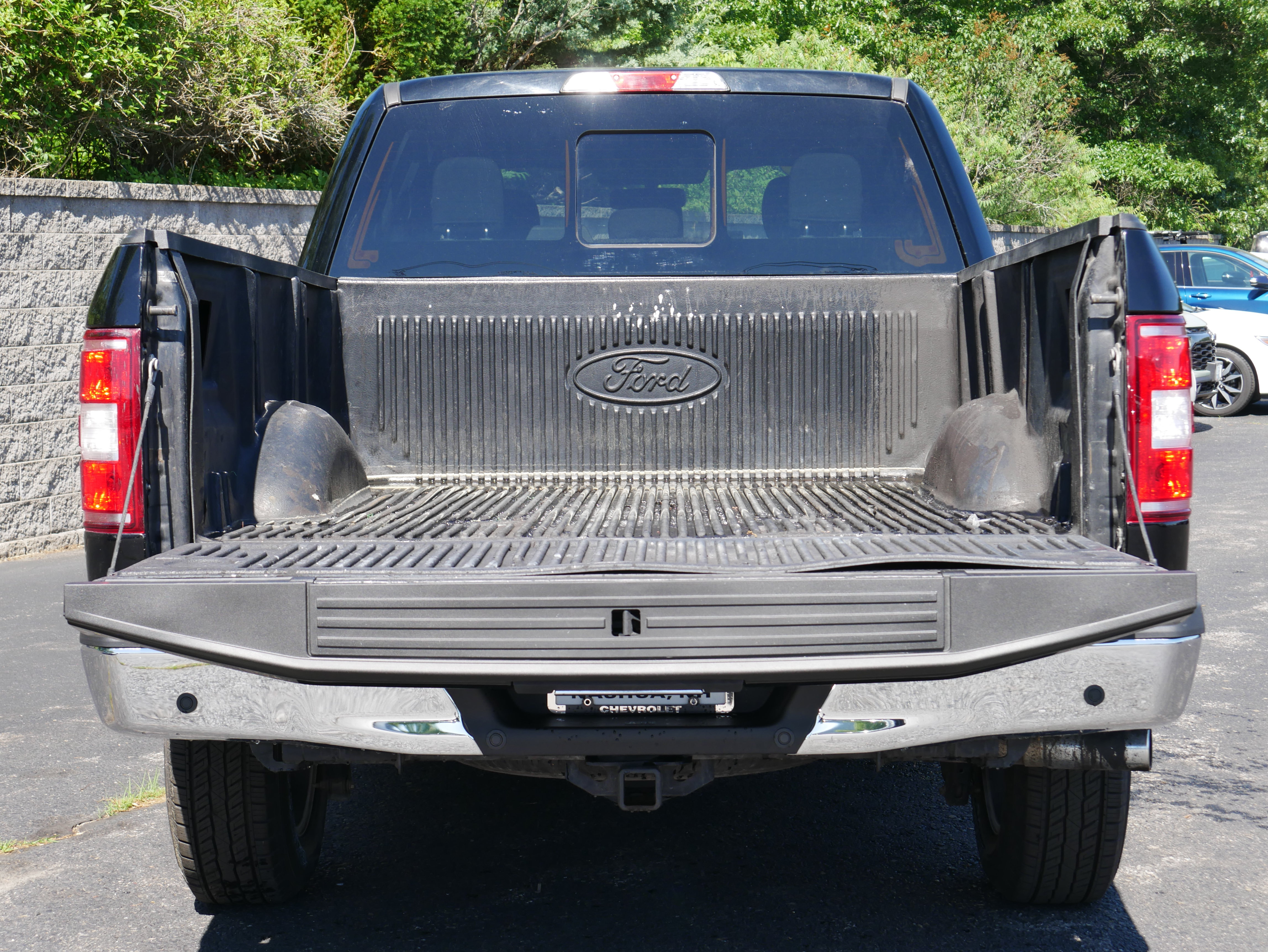 Used 2018 Ford F150 XLT w/ Equipment Group 302A Luxury AWD/4WD image 6