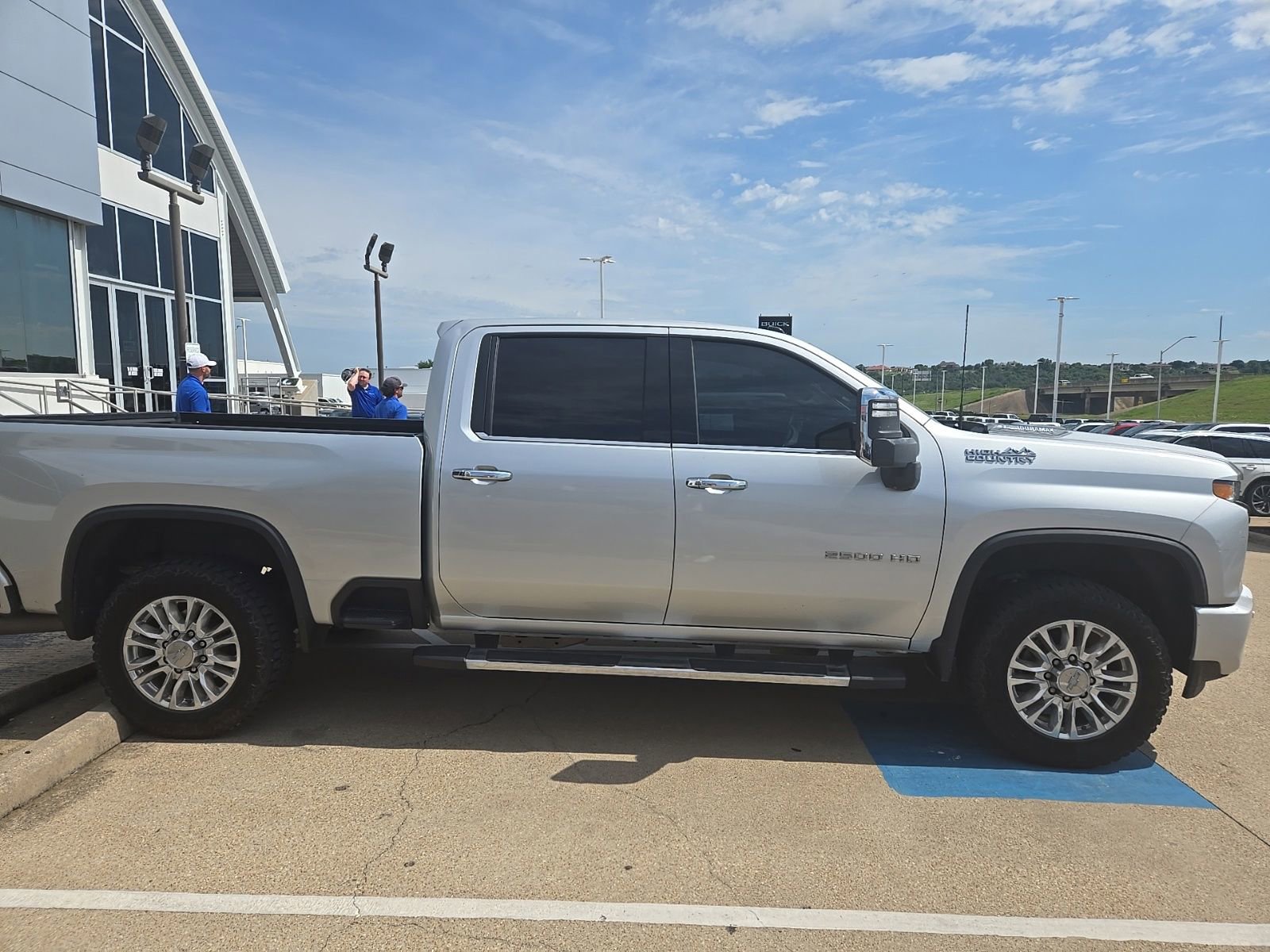 Used 2020 Chevrolet Silverado 2500 High Country w/ Z71 Off-Road Package AWD/4WD image 8
