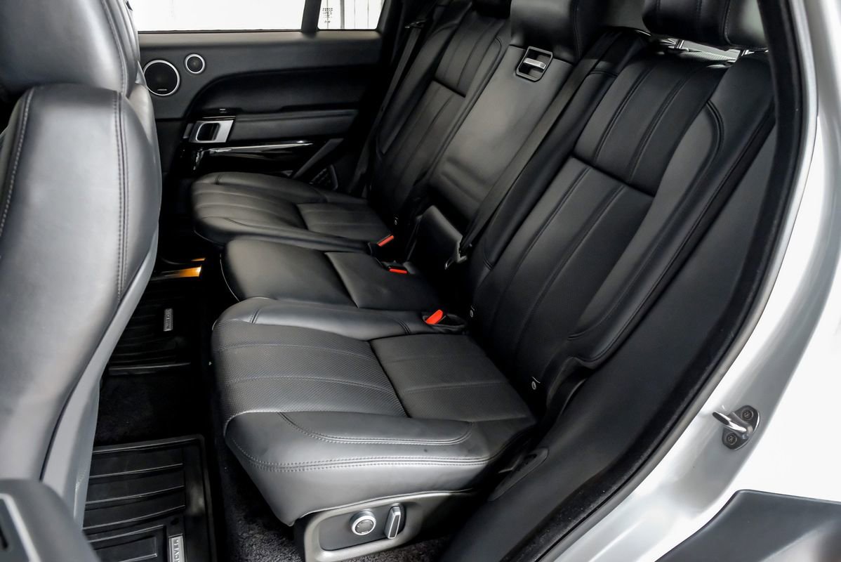 Used 2017 Land Rover Range Rover Supercharged image 38