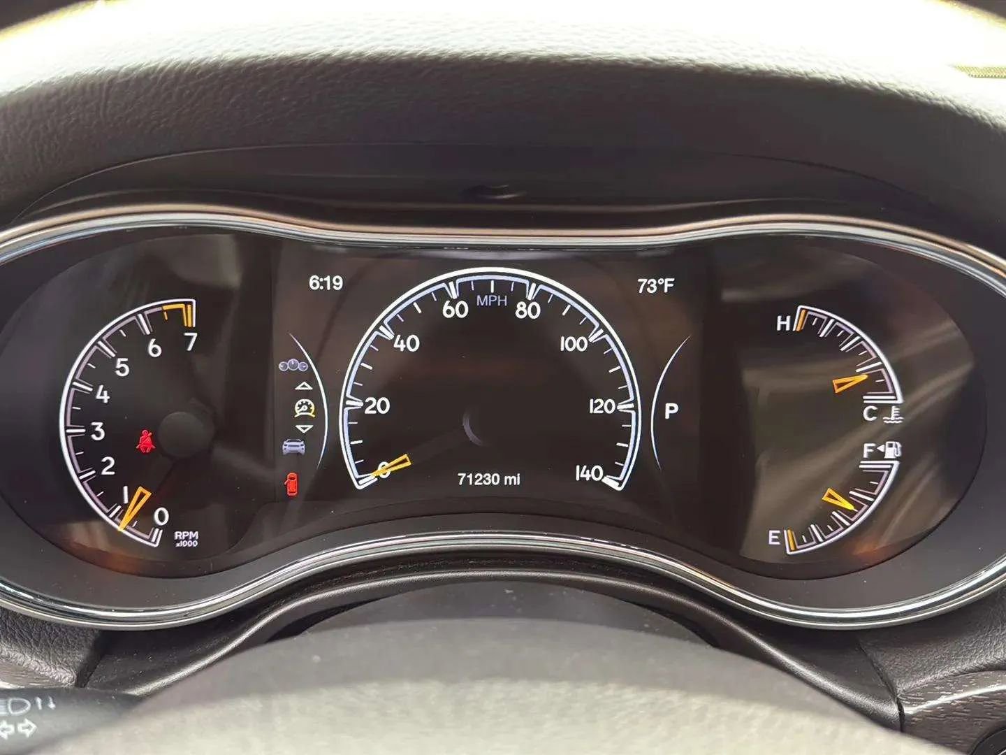 Used 2018 Jeep Grand Cherokee Limited image 25