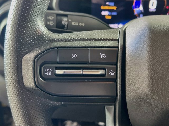 Used 2024 Chevrolet Colorado Trail Boss w/ Technology Package AWD/4WD image 17