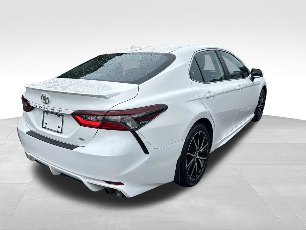 Certified 2024 Toyota Camry SE FWD image 5