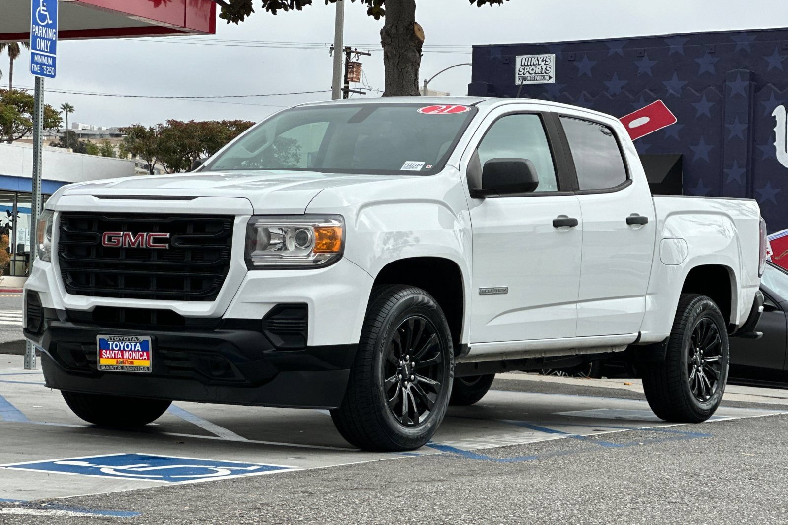 Used 2021 GMC Canyon Elevation Standard w/ Trailering Package RWD image 8
