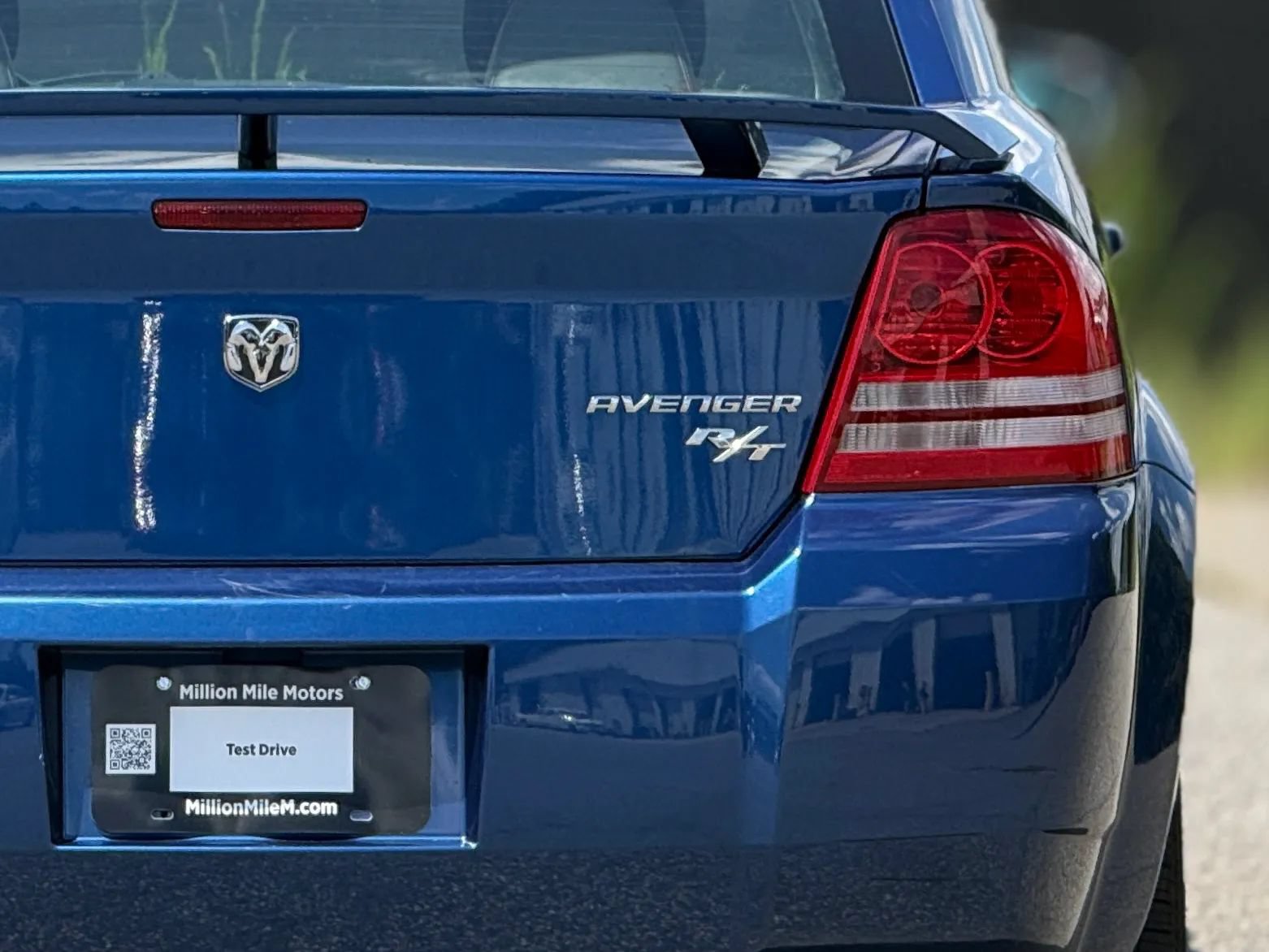 Used 2010 Dodge Avenger R/T w/ Premium Convenience Group FWD image 14