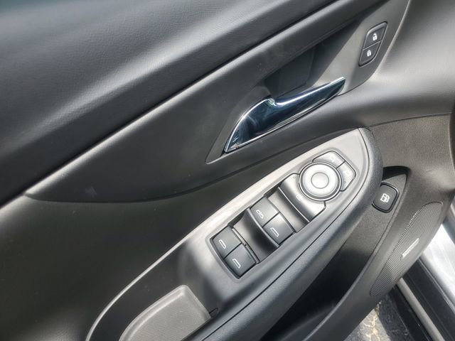 Used 2019 Chevrolet Volt Premier w/ Driver Confidence II Package FWD image 13