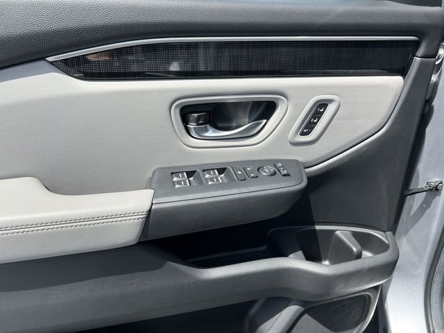 Used 2024 Honda Pilot Elite image 11