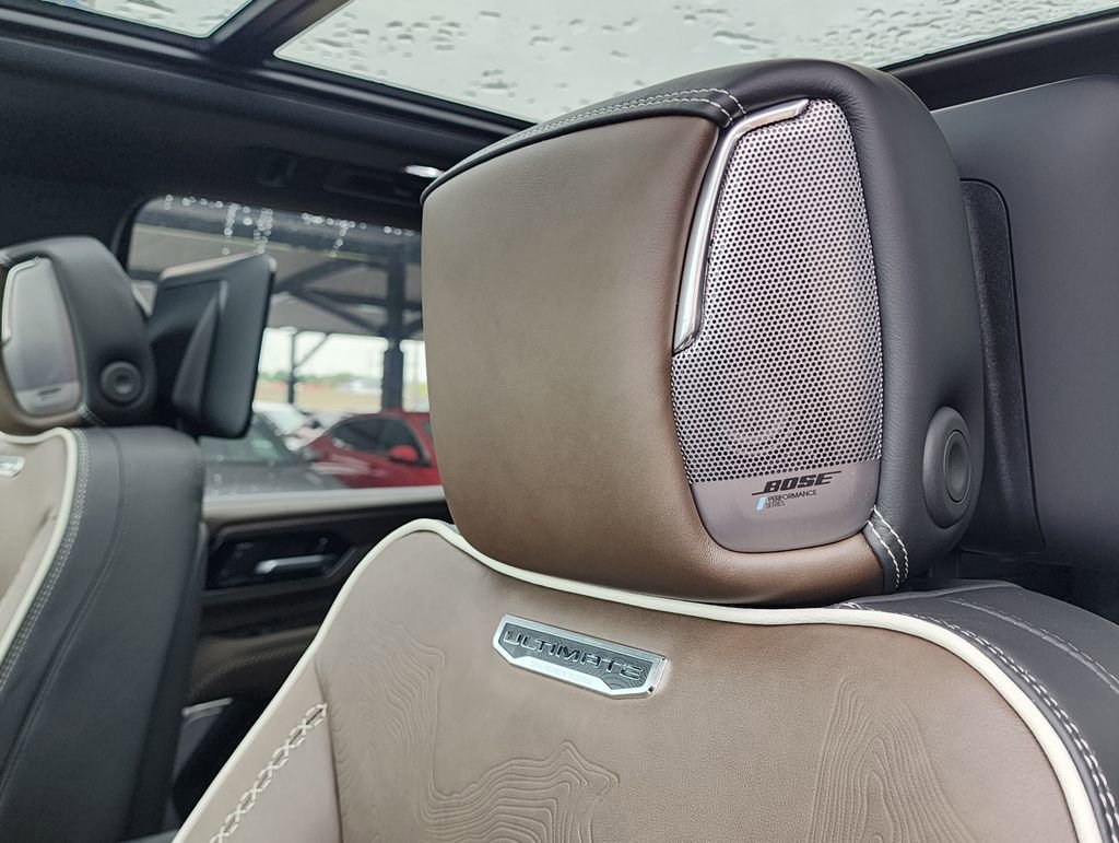 New 2026 GMC Yukon XL Denali Ultimate AWD/4WD image 18