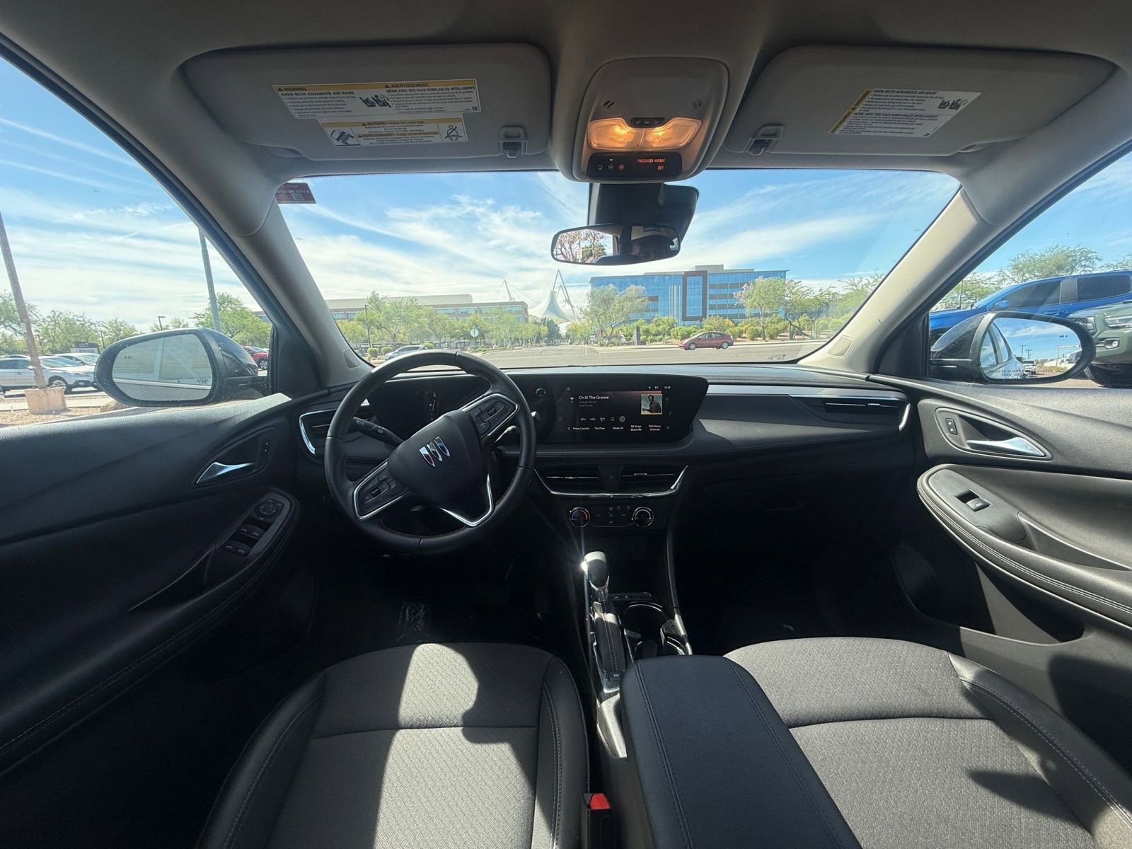 Used 2025 Buick Encore GX Preferred FWD image 33