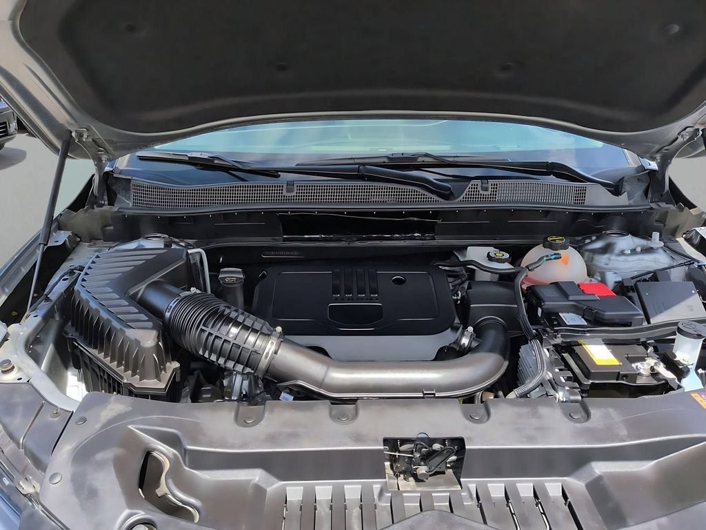 Used 2025 Chevrolet Blazer LT FWD image 31
