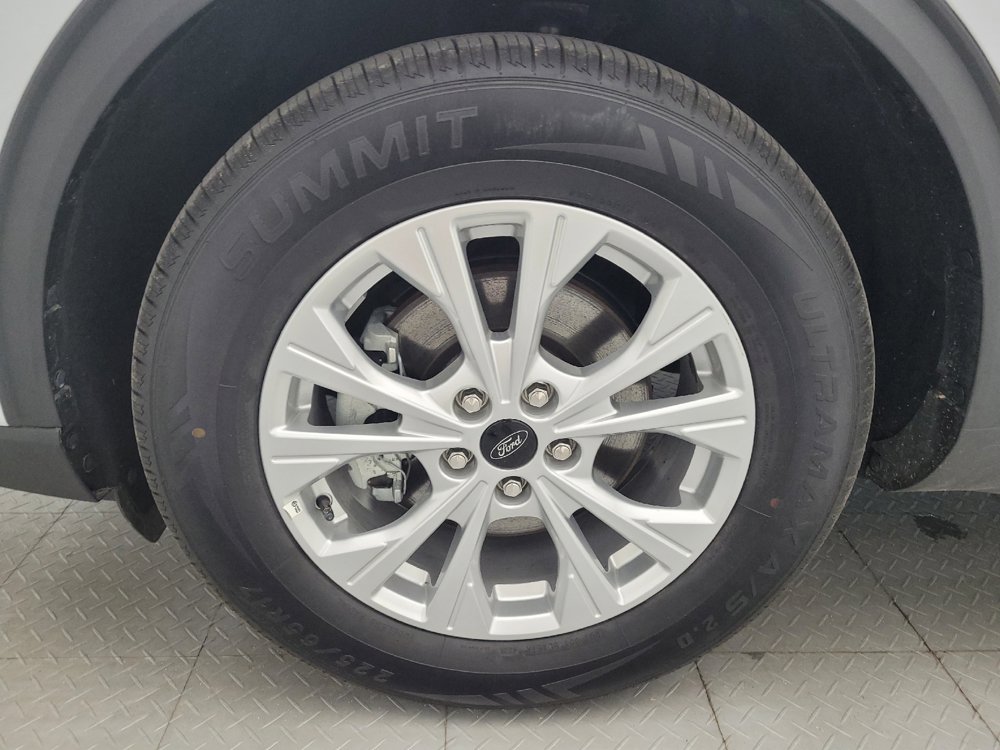 Used 2025 Ford Escape Active FWD image 31