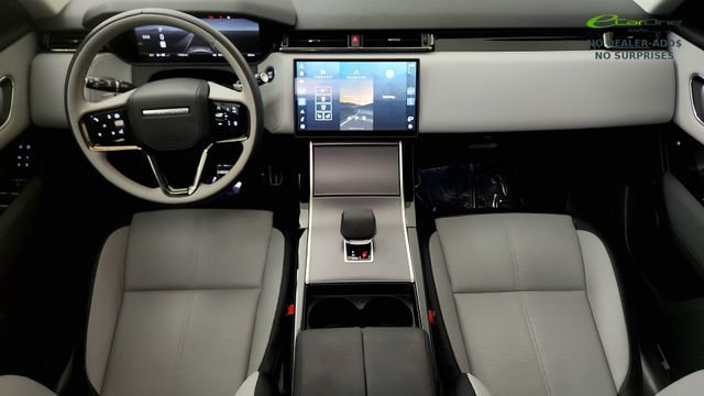 Used 2025 Land Rover Range Rover Velar Dynamic SE AWD/4WD image 52