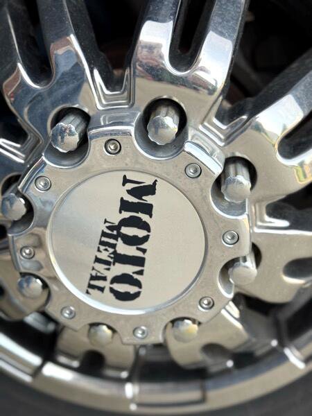 Used 2005 GMC Sierra 3500 SLT w/ Heavy-Duty Power Package image 55