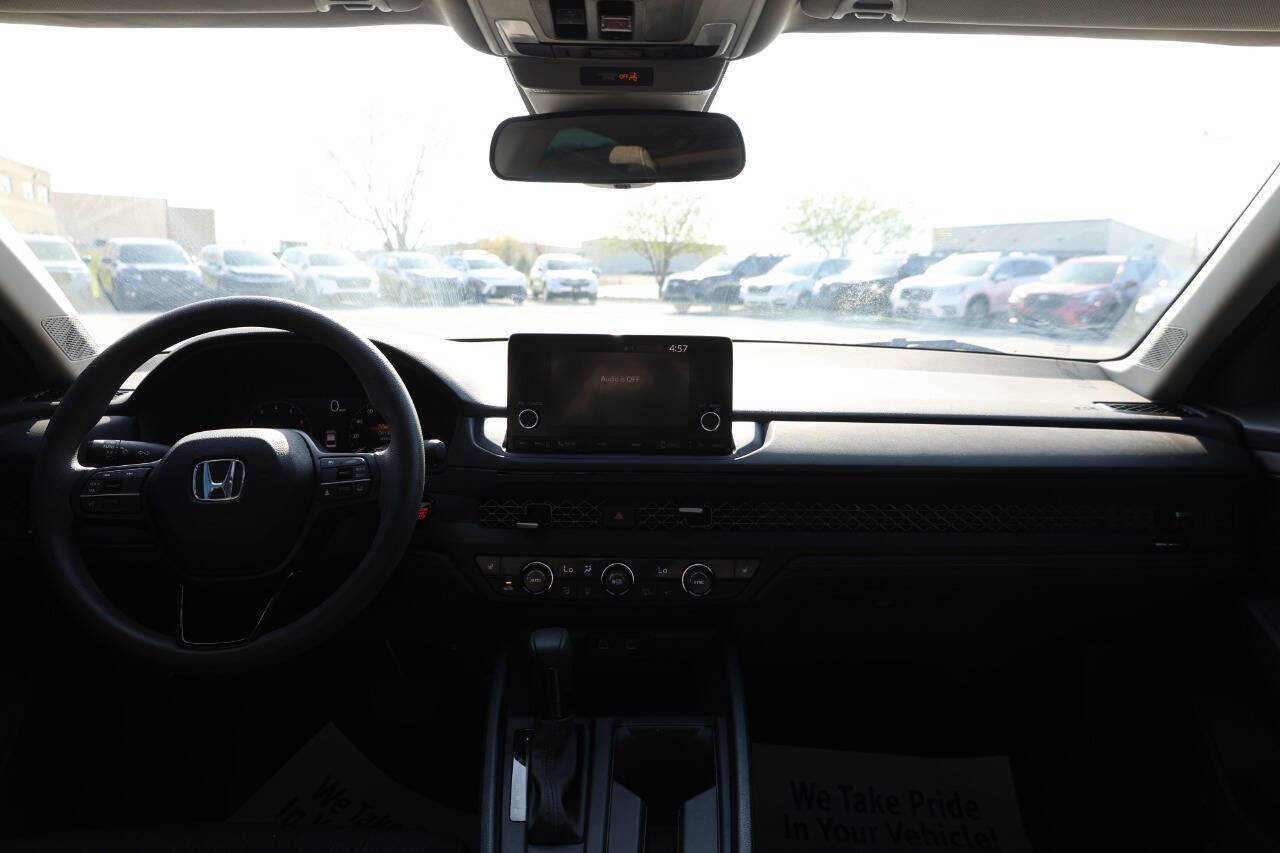 Used 2023 Honda Accord EX image 14