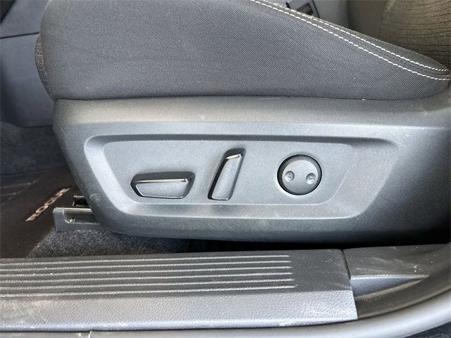 Used 2023 Nissan Rogue SV image 21