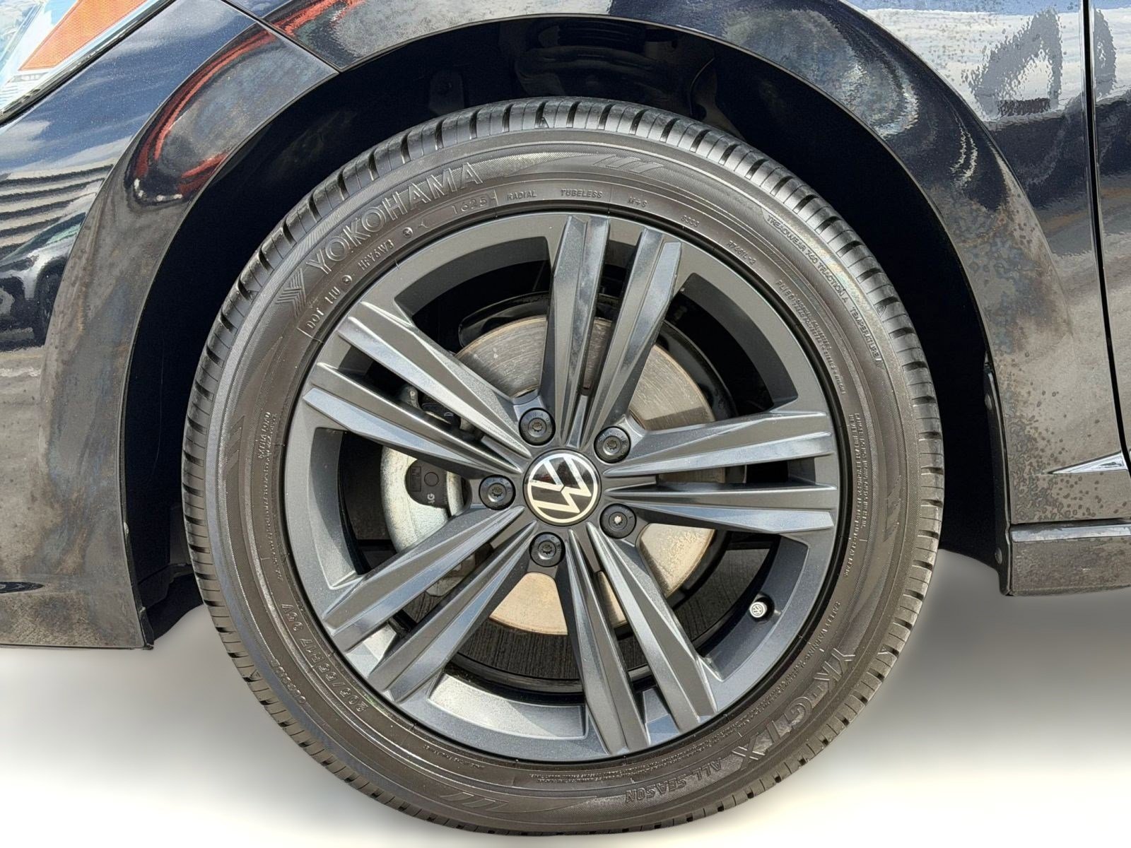 Certified 2024 Volkswagen Jetta SEL image 11