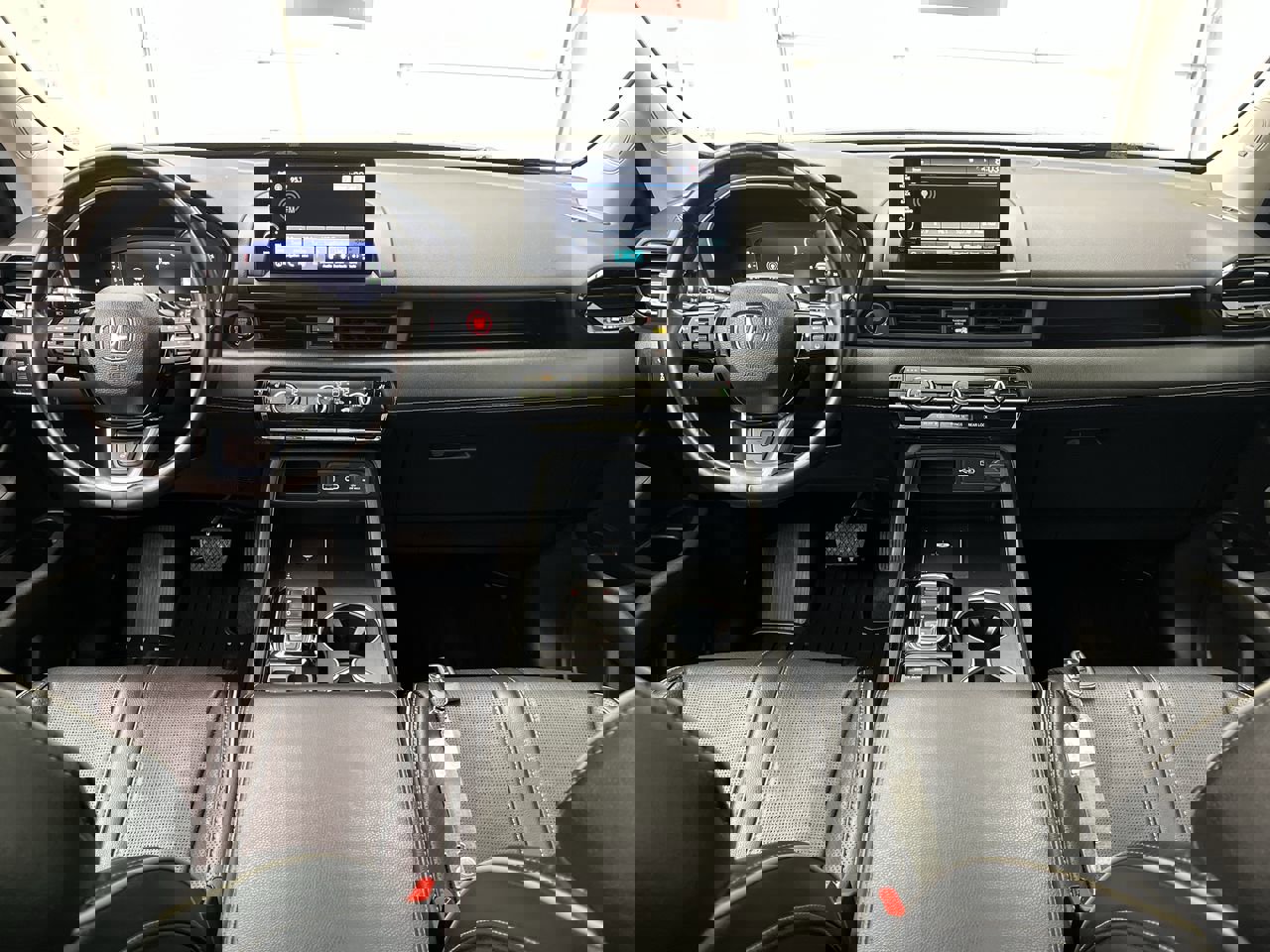 Used 2023 Honda Pilot Elite image 4