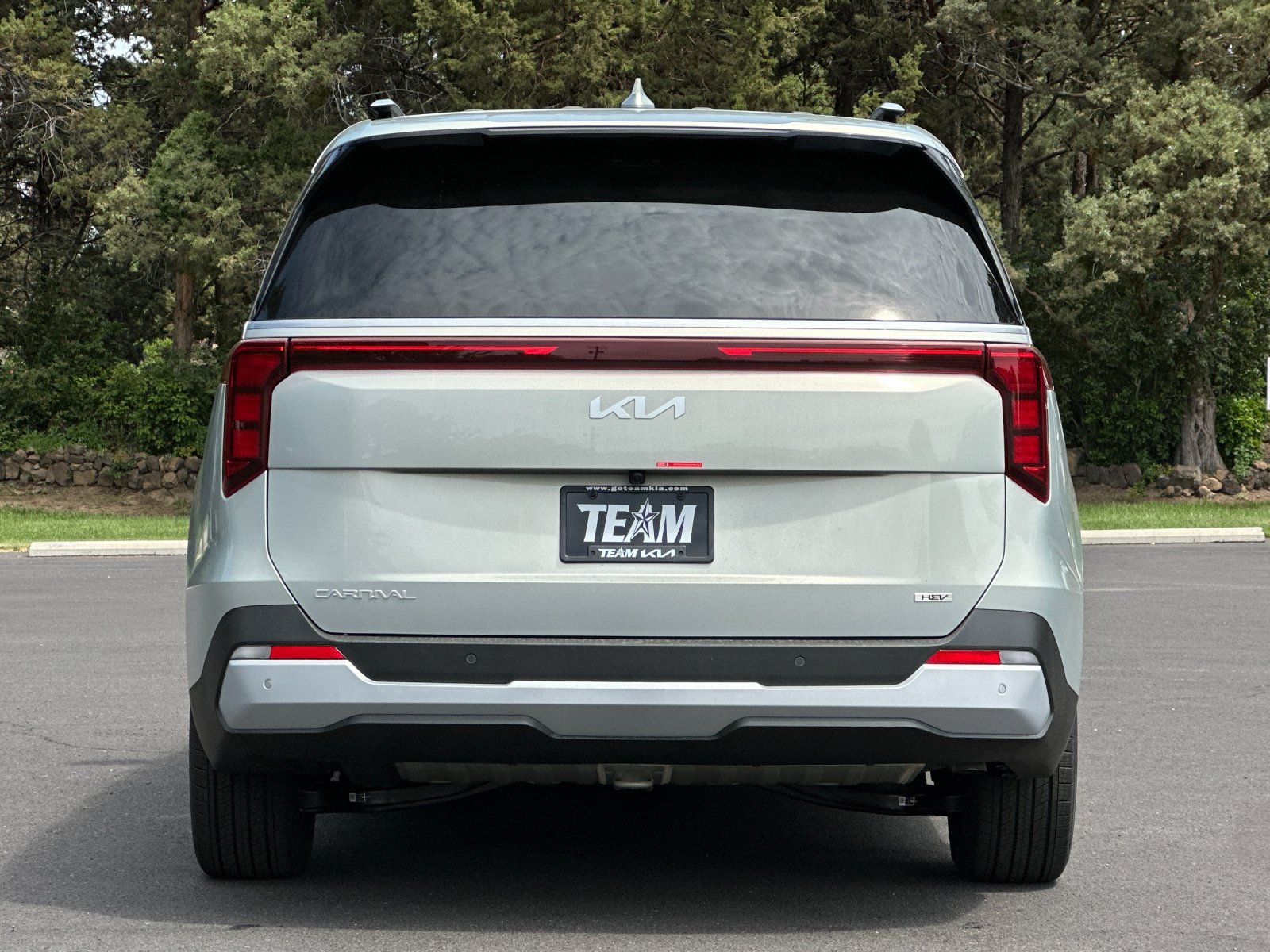 New 2026 Kia Carnival EX FWD image 5
