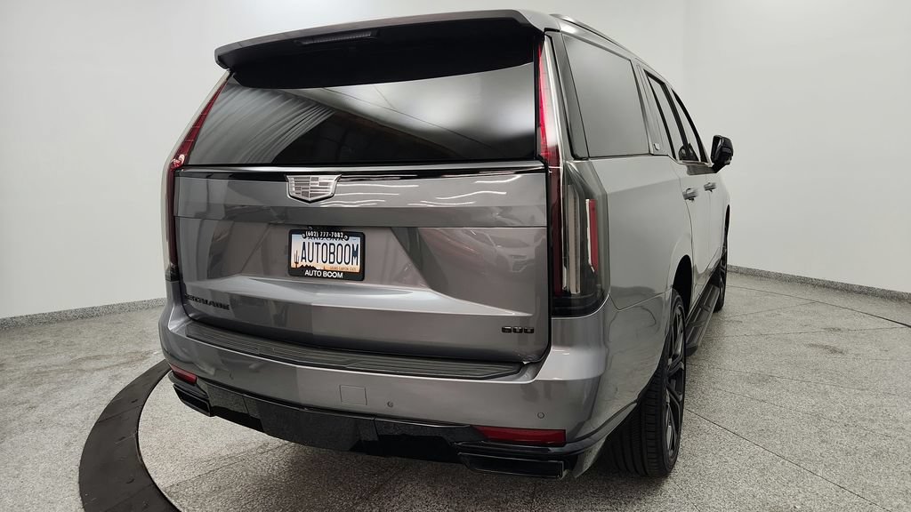 Used 2021 Cadillac Escalade Sport w/ LPO, ONYX Package AWD/4WD image 19