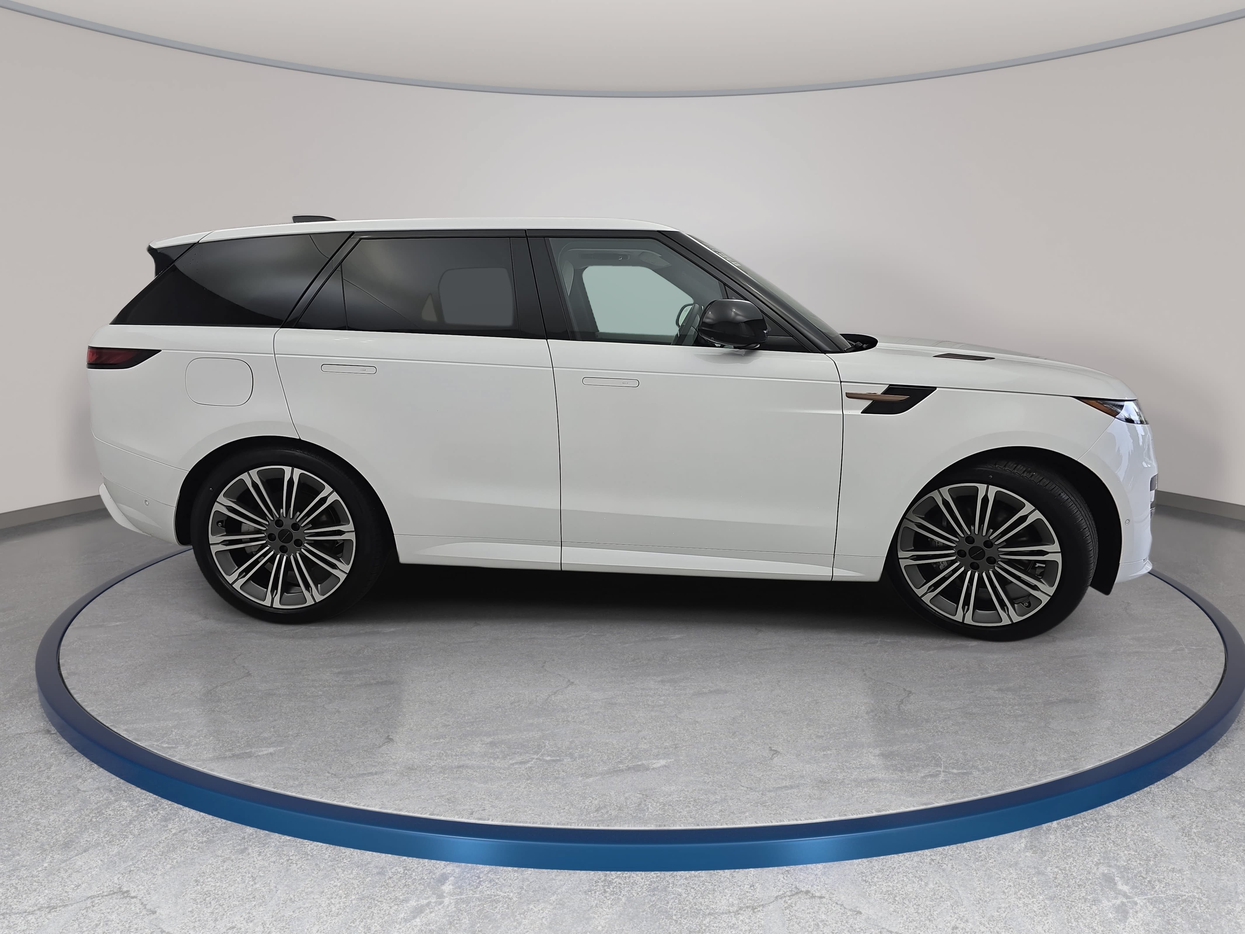 New 2026 Land Rover Range Rover Sport Dynamic SE AWD/4WD image 4