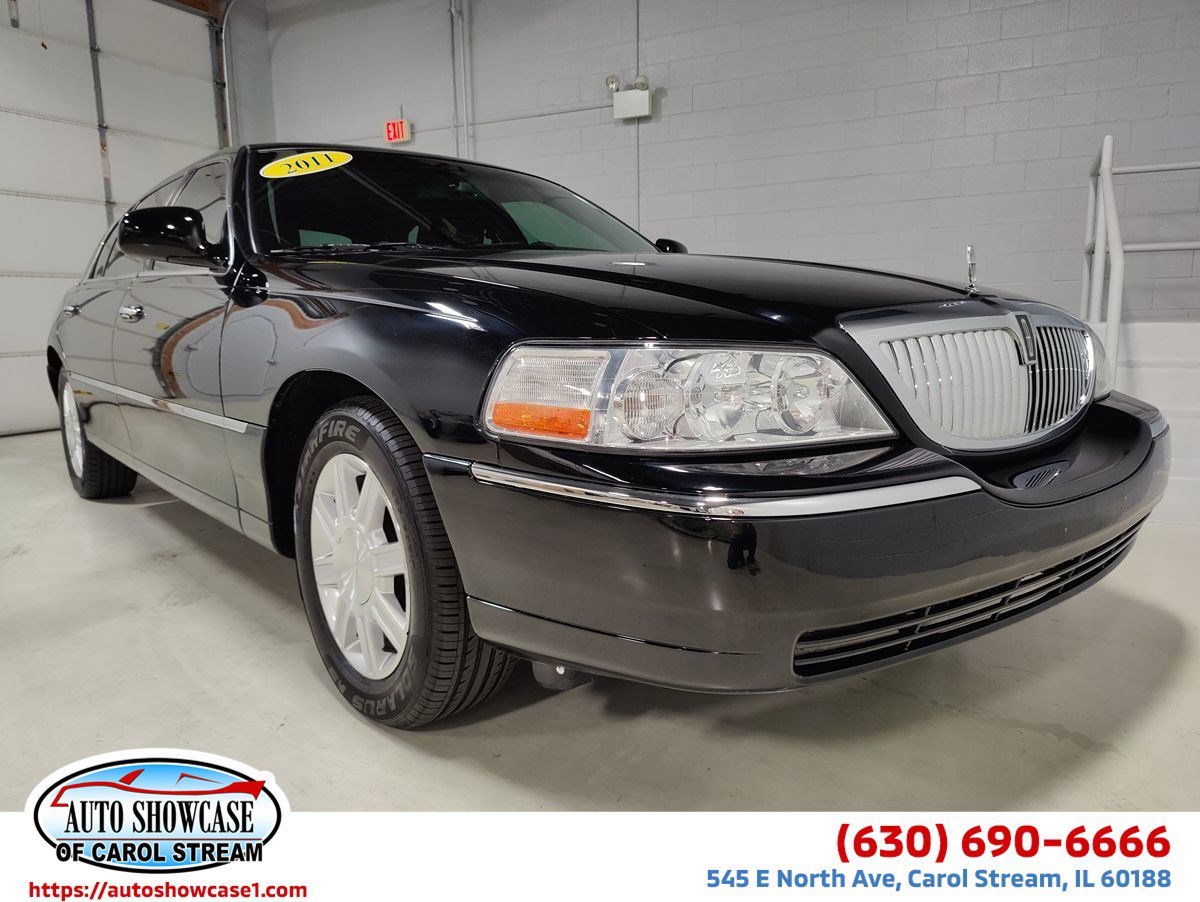 Used 2011 Lincoln Town Car Executive L