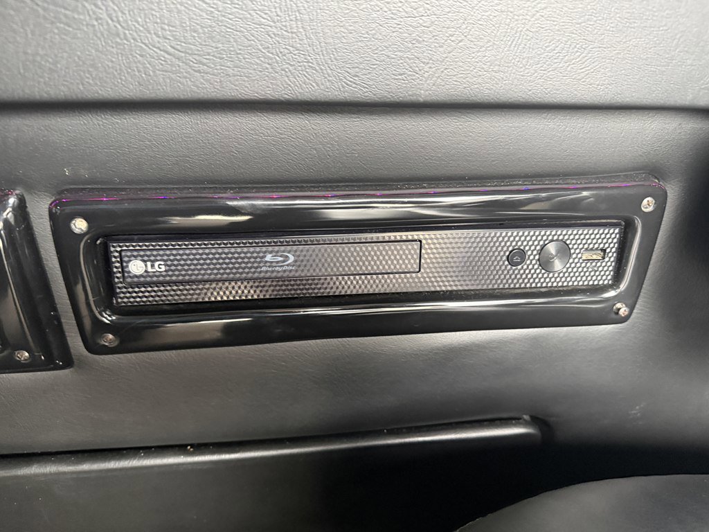 Used 2021 RAM ProMaster 2500 w/ Premium Appearance Group FWD image 33
