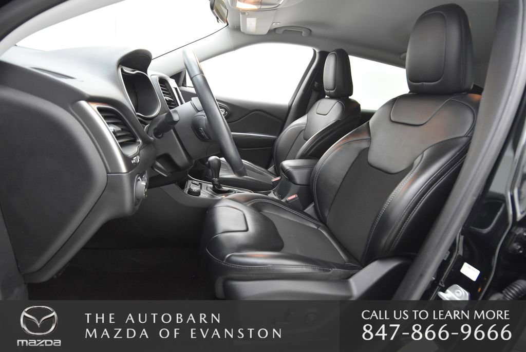 Used 2019 Jeep Cherokee Latitude Plus w/ Cold Weather Group image 22