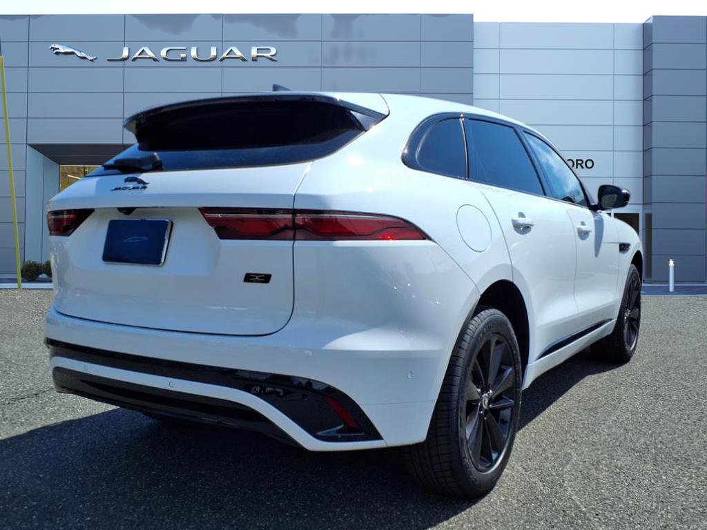 New 2026 Jaguar F-PACE R-Dynamic S image 2